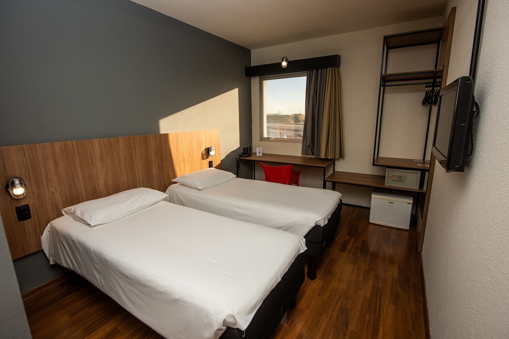 Ibis Betim 13/50