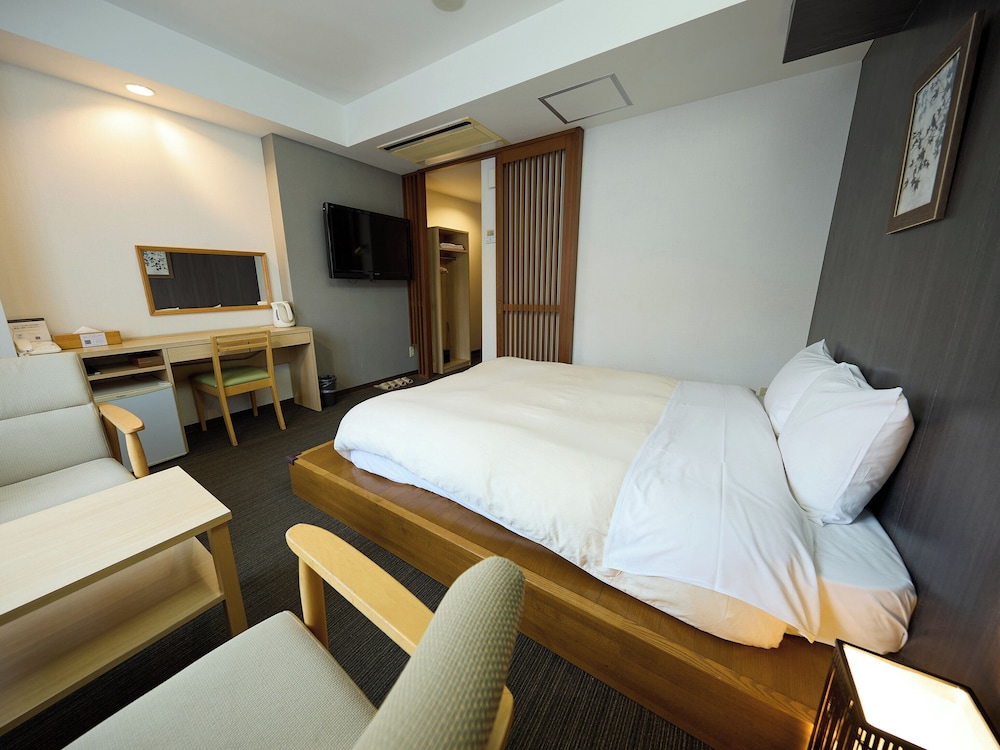 JAPANESE, DOUBLE BED