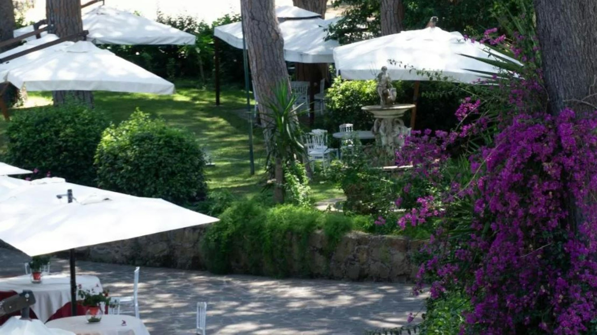 Hotel Ristorante Villa Icidia 38/41