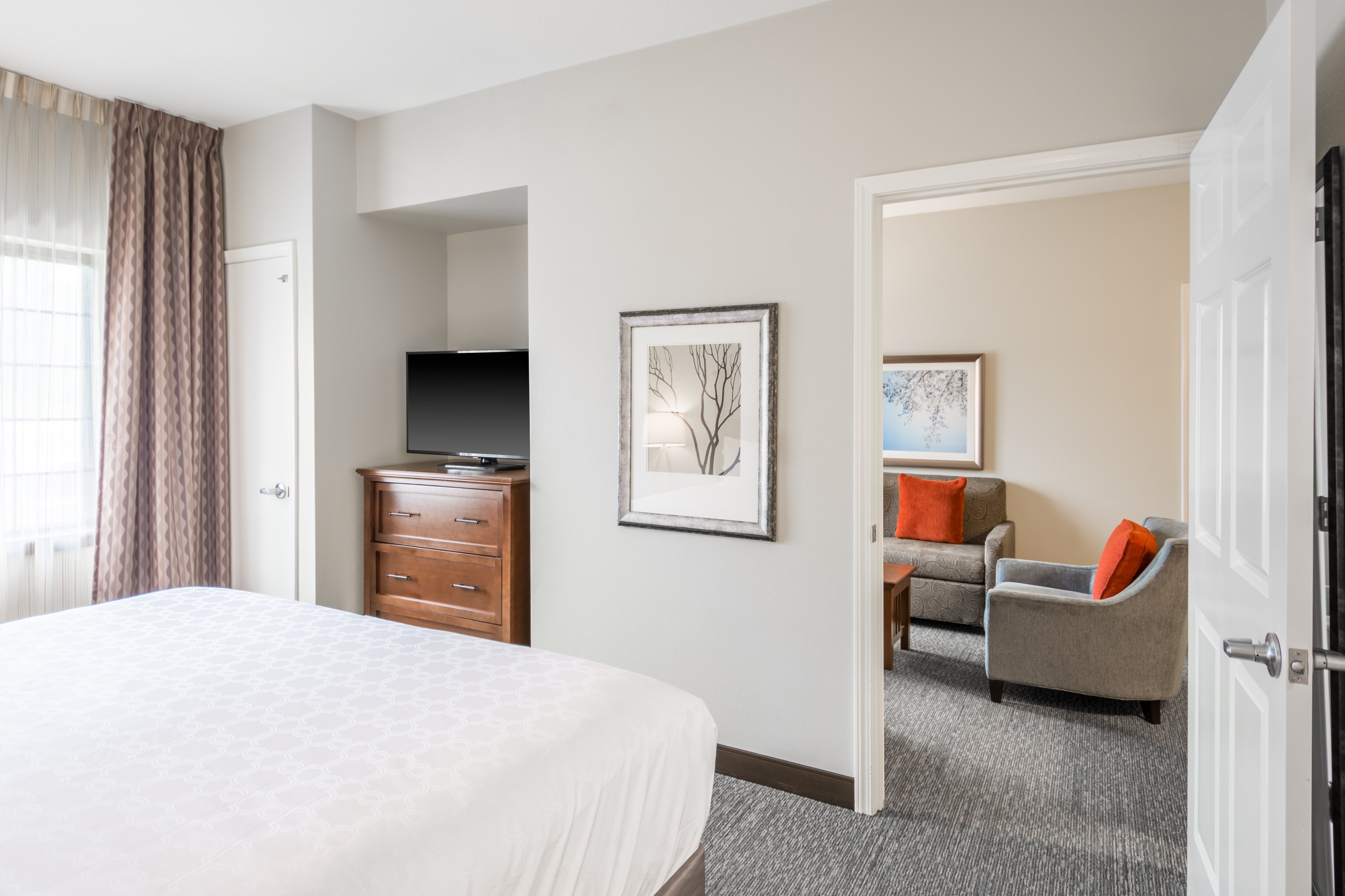 جناح بسرير كوين لذوي الإعاقة