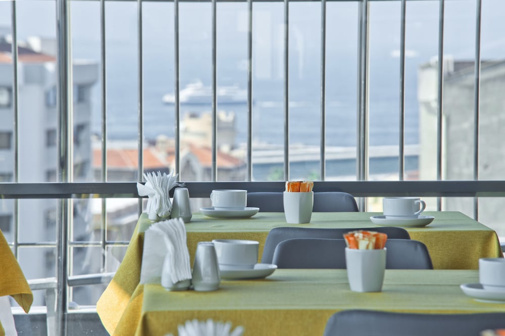 Hotel 86 By Katipoglu 34/37