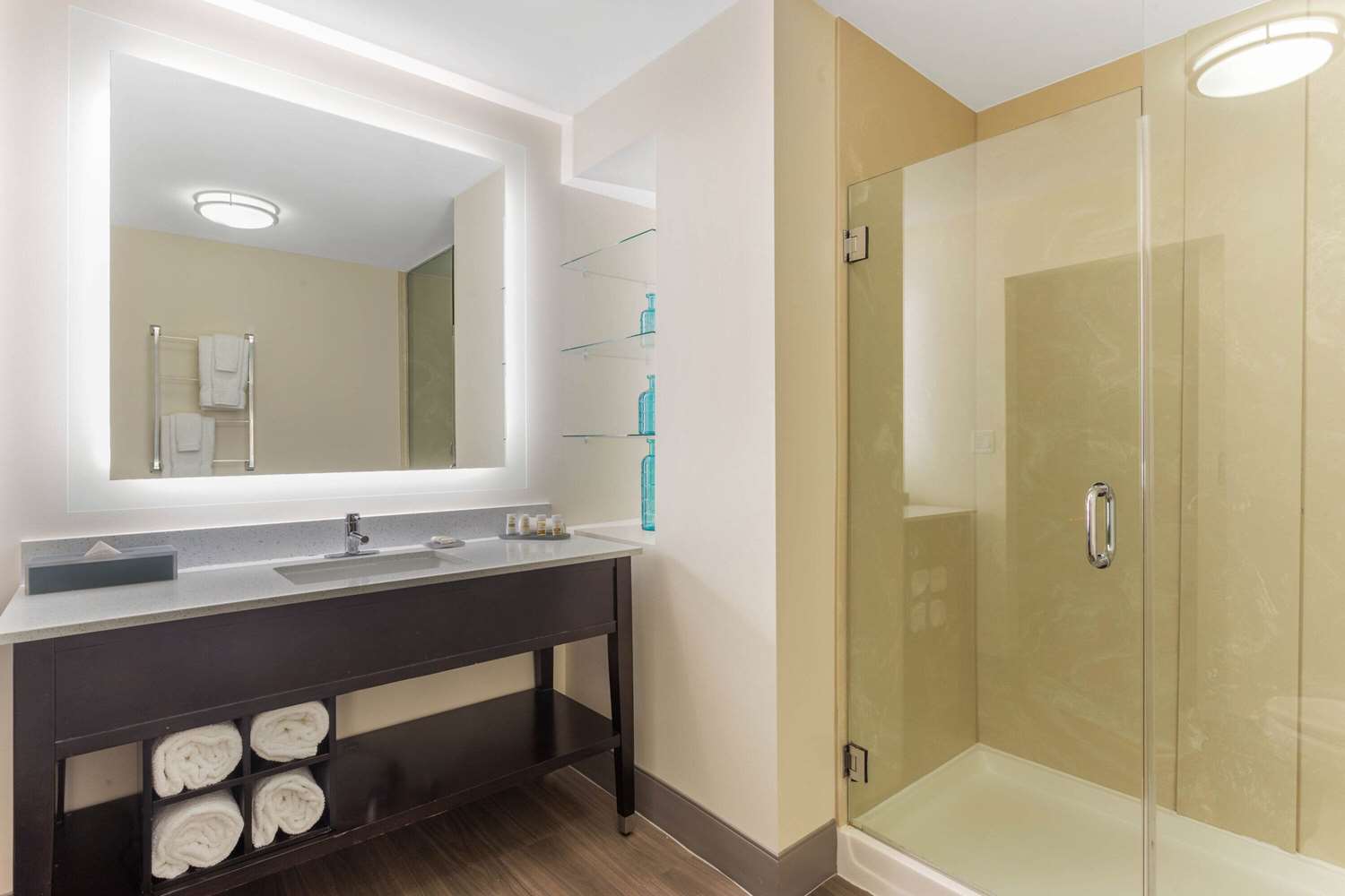 La Quinta Inn Suites By Wyndham Chicago Downtown 43/45