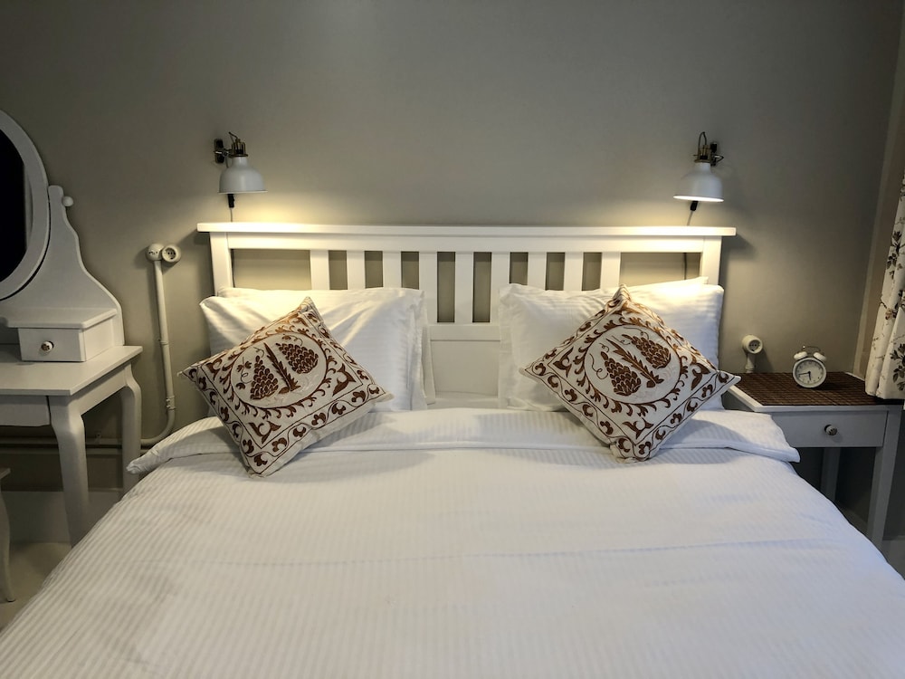 Mehmet Bey Suites 8/49