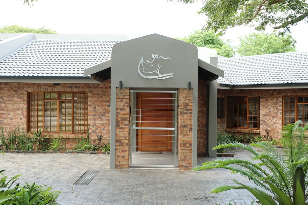 Rhino Coast Guest House 1/25