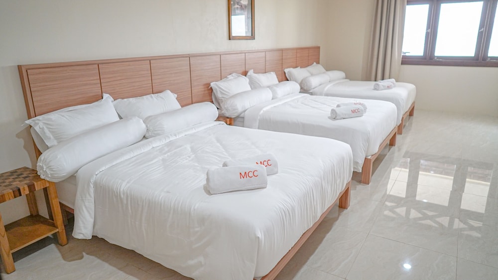 Mutiara Carita Cottages 11/72