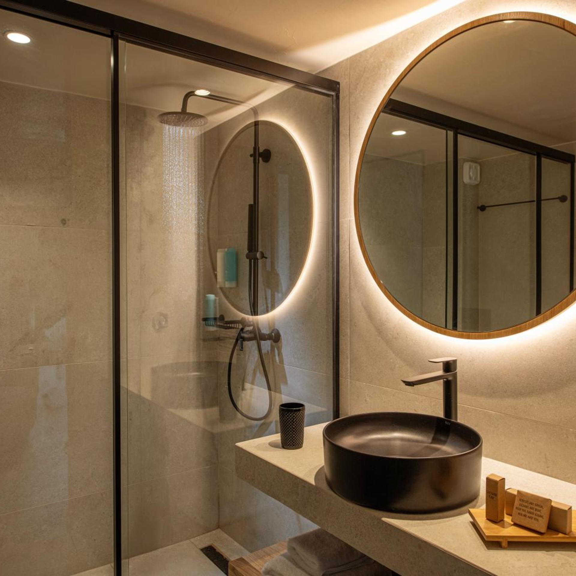 Double Room Superior, Indigo Suites Collection 7/9