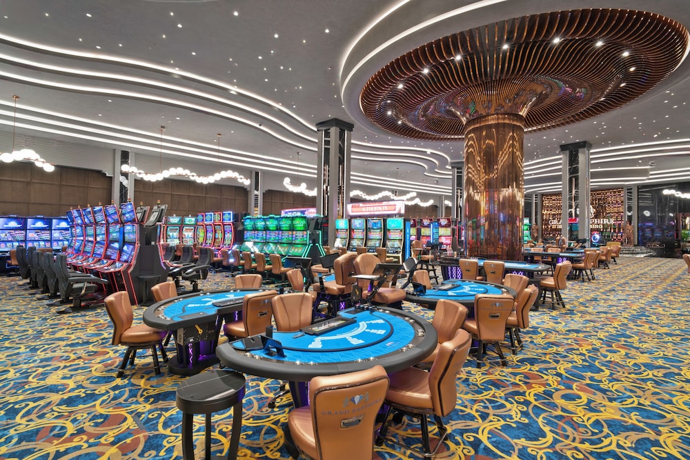 Grand Sapphire Resort 40/50
