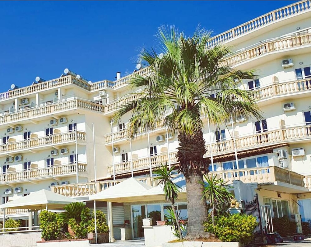 Potamaki Beach 7/86