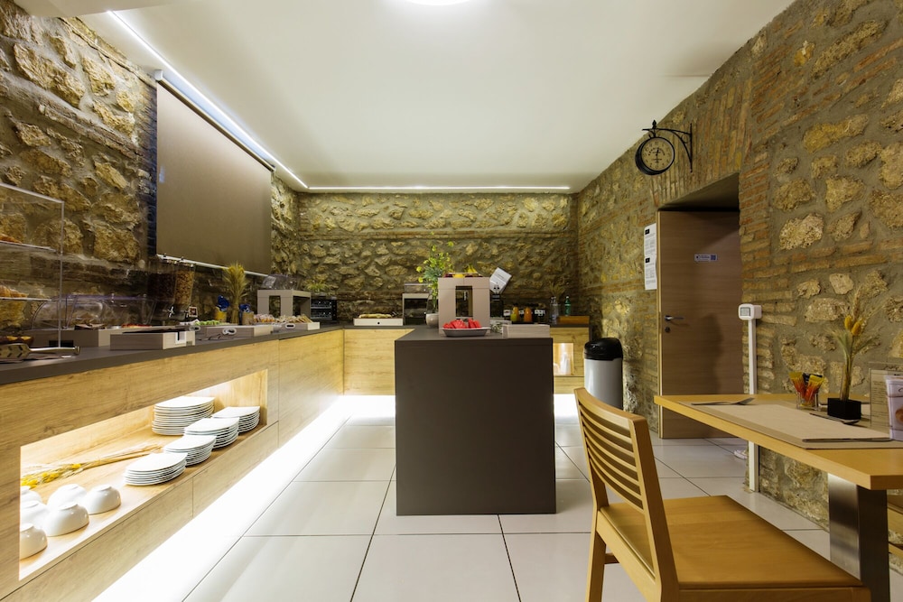 Hotel Plana 4/77