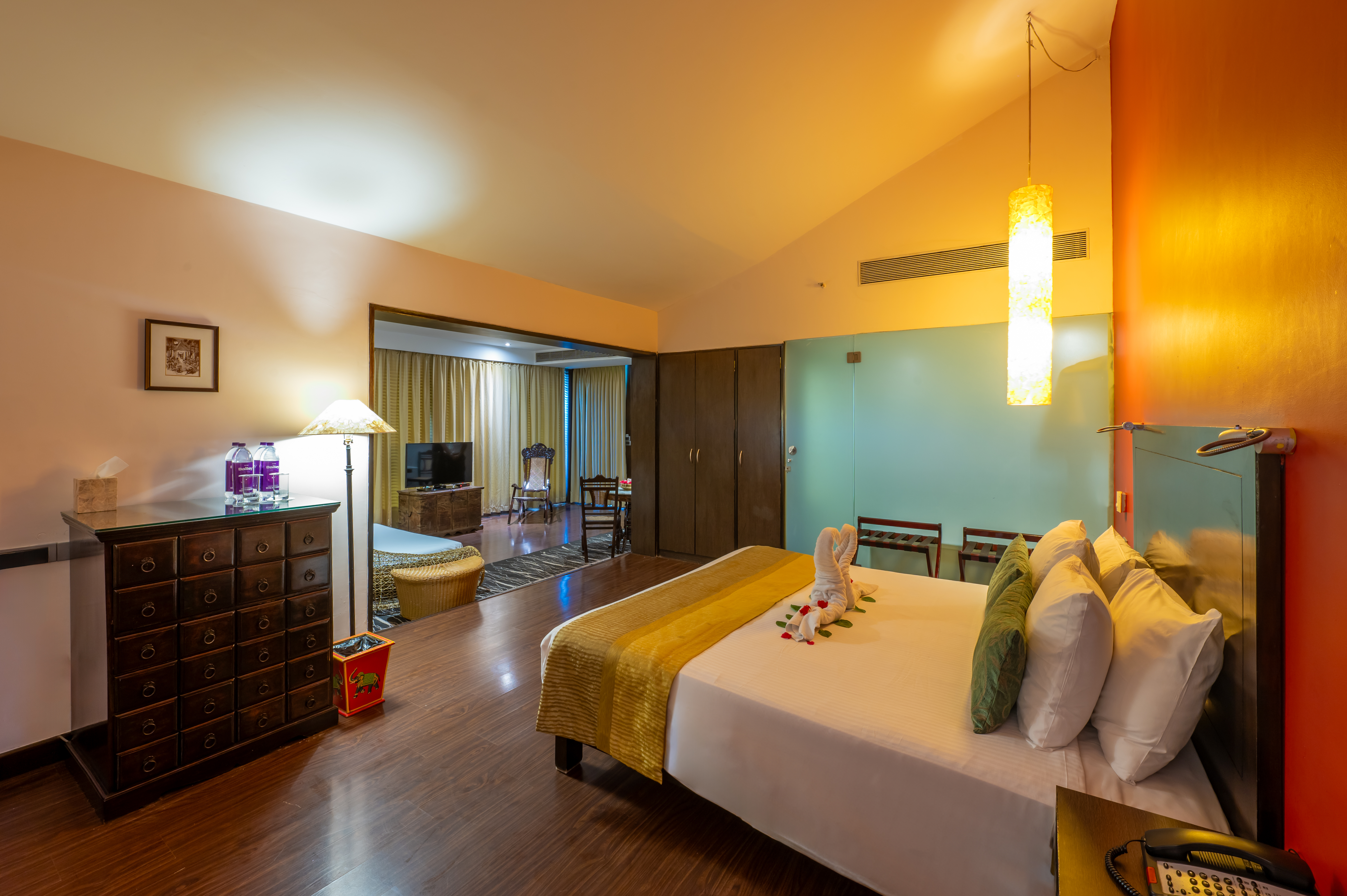 Suite, Sea View