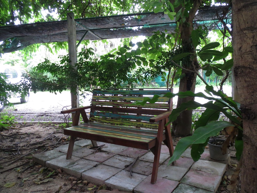 Chomdao Hotel 31/35