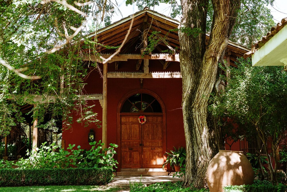 Hacienda Los Lingues Chili 2/73