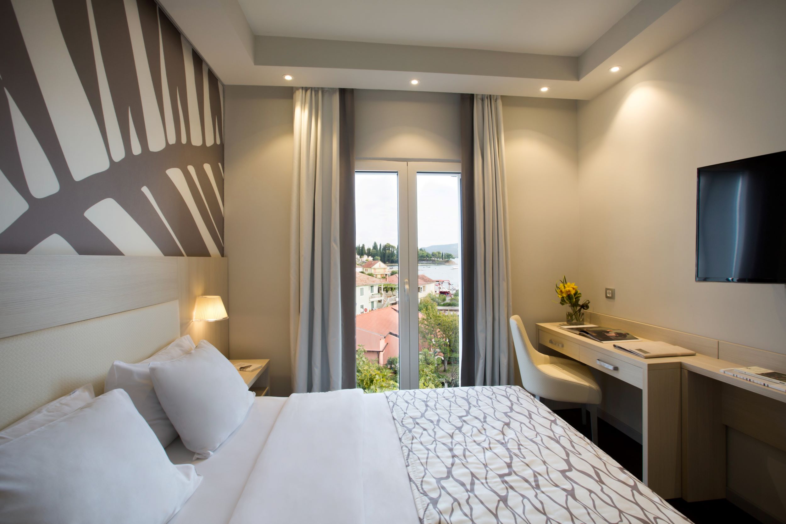 Double Standard Side Sea View Room