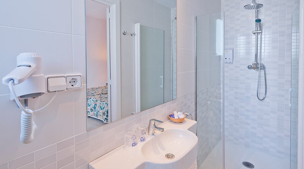 غرفة عائلية، GHT Balmes Hotel, Aparthotel & Splash 9/10