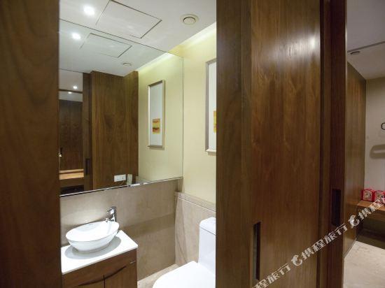 Mingyue Dongyi International Hotel 16/17