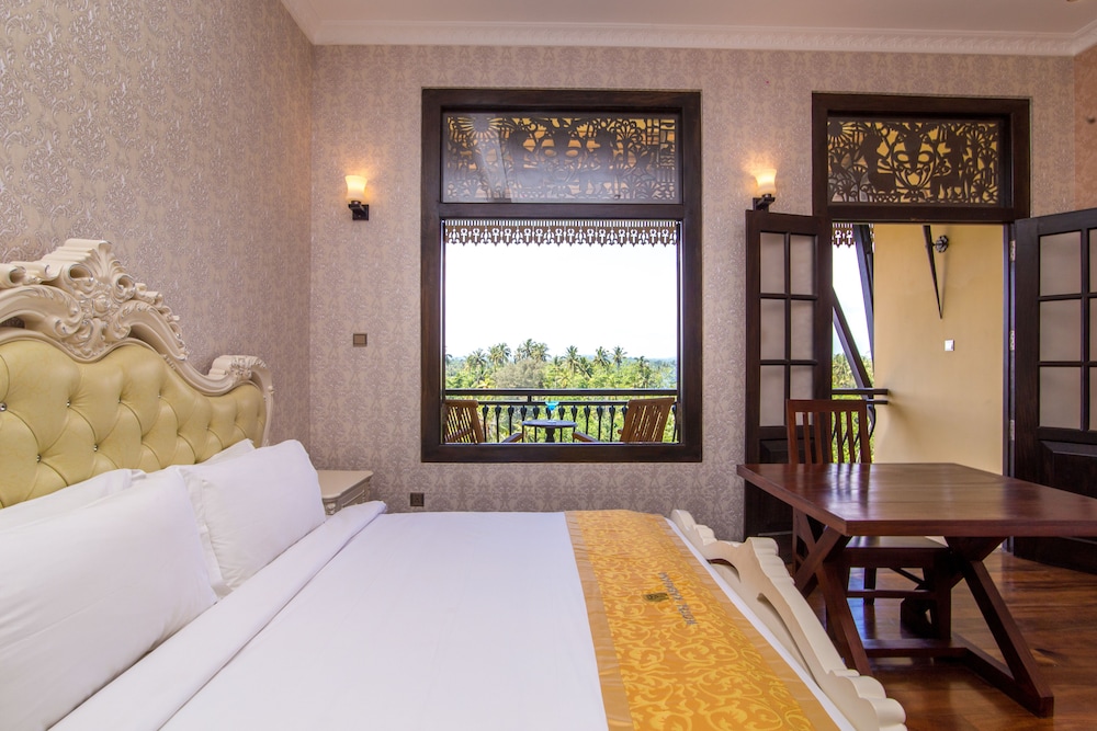 Kabalana Hotel 7/50