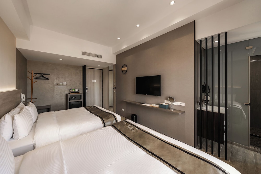غرفة سوبيريور رباعية بسريرين كوين، Hotel Yam Lagom 7/9