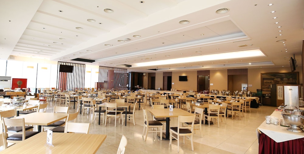 Commodore Hotel Gyeongju 42/51