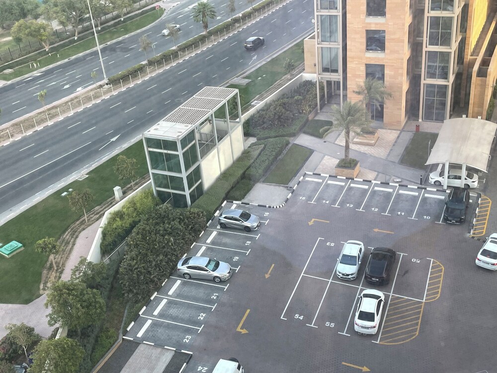 Hyatt Regency Dubai Creek Heights Residences 39/73