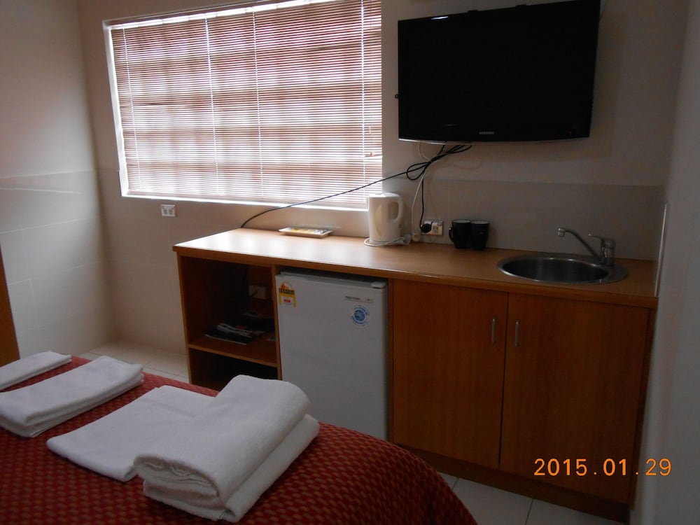 COMPACT, DOUBLE BED
