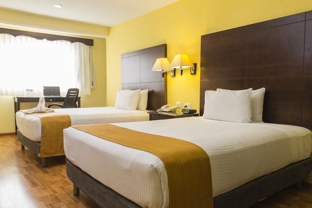 Hotel Madan Cardenas 12/51