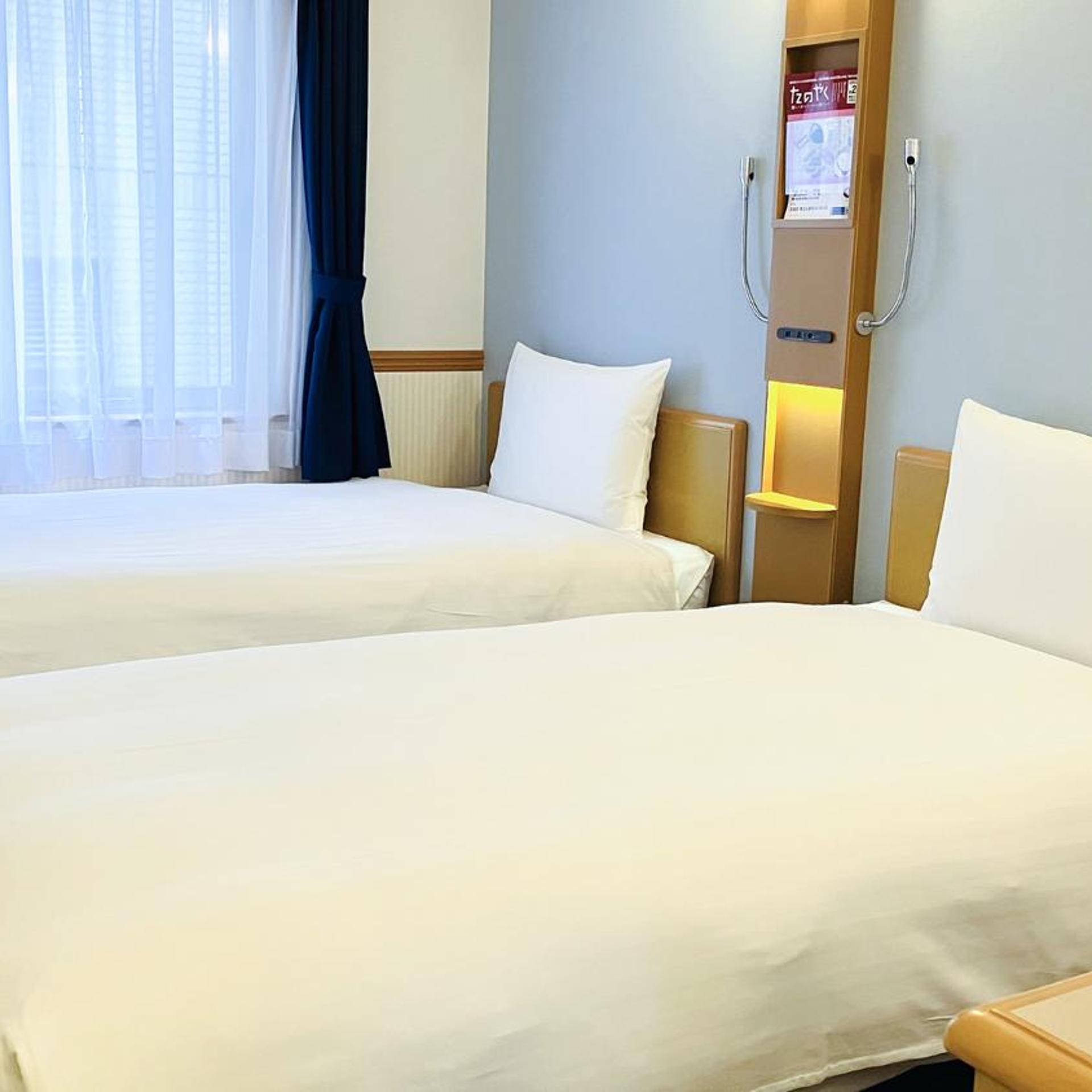 غرفة بسريرين منفصلين للمدخنين، Toyoko Inn Nagoya Eki Shinkansen Guchi 3/8