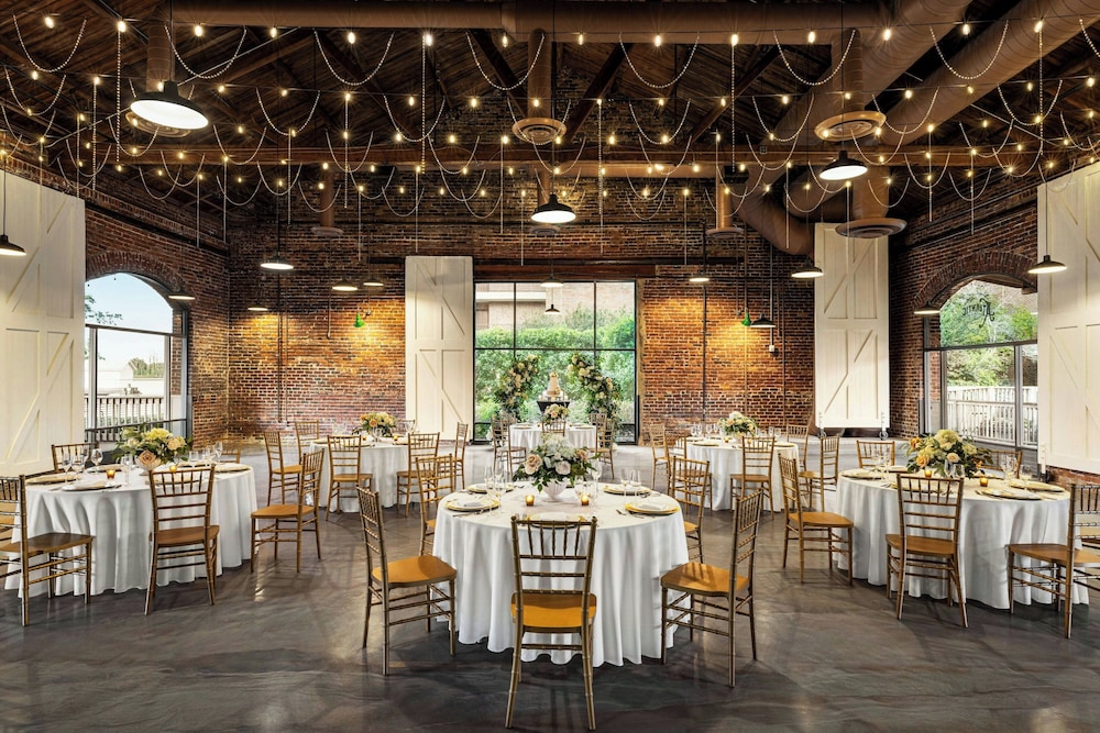 Aloft Wilmington at Coastline Center 30/50