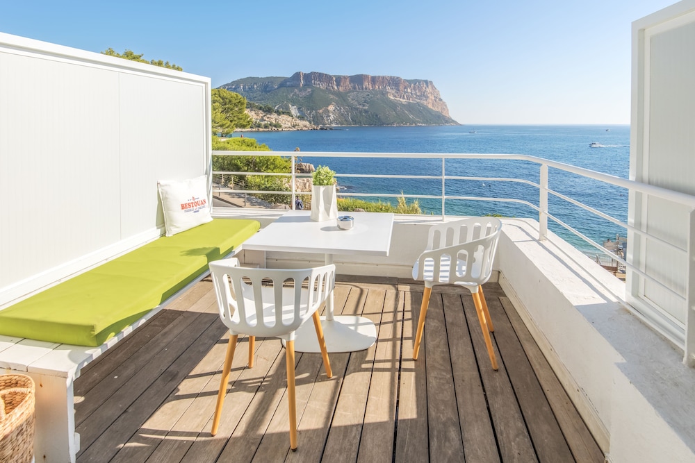 Hôtel De La Plage Mahogany 45/66