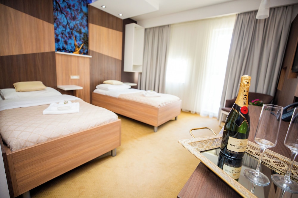 Hotel Herceg 10/41