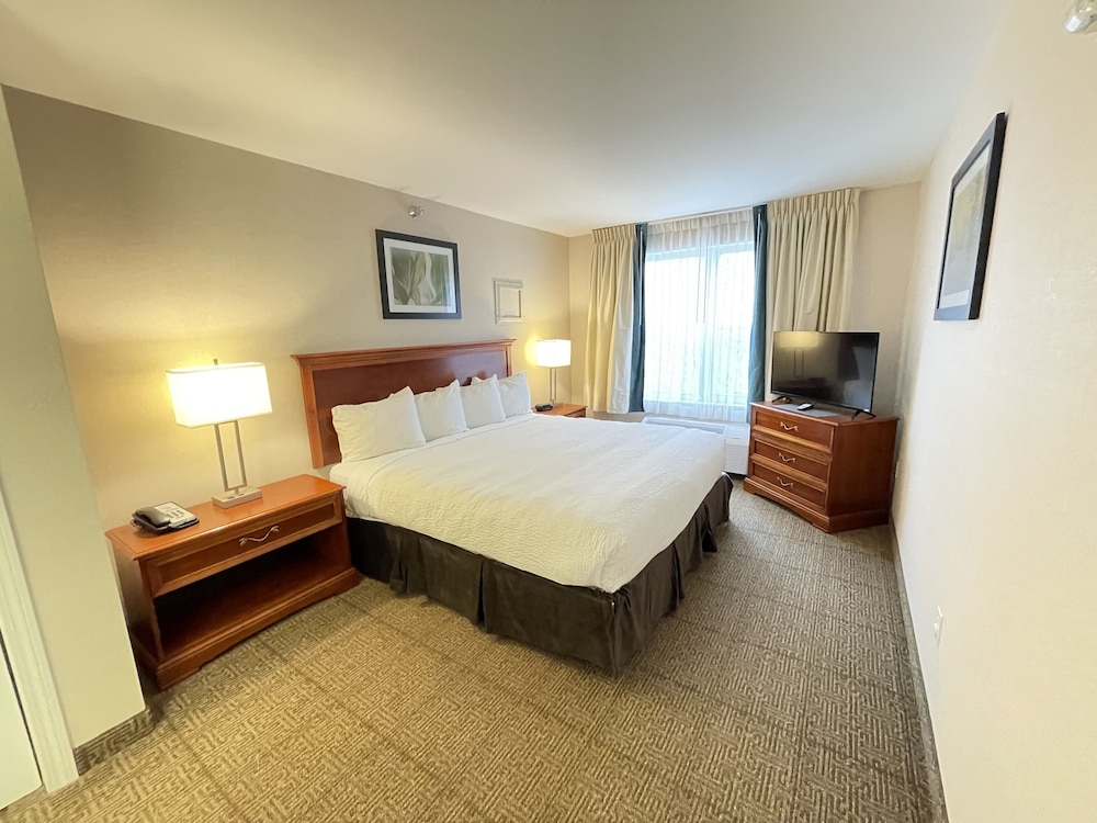 Smart Suites, an Ascend Collection Hotel 14/50