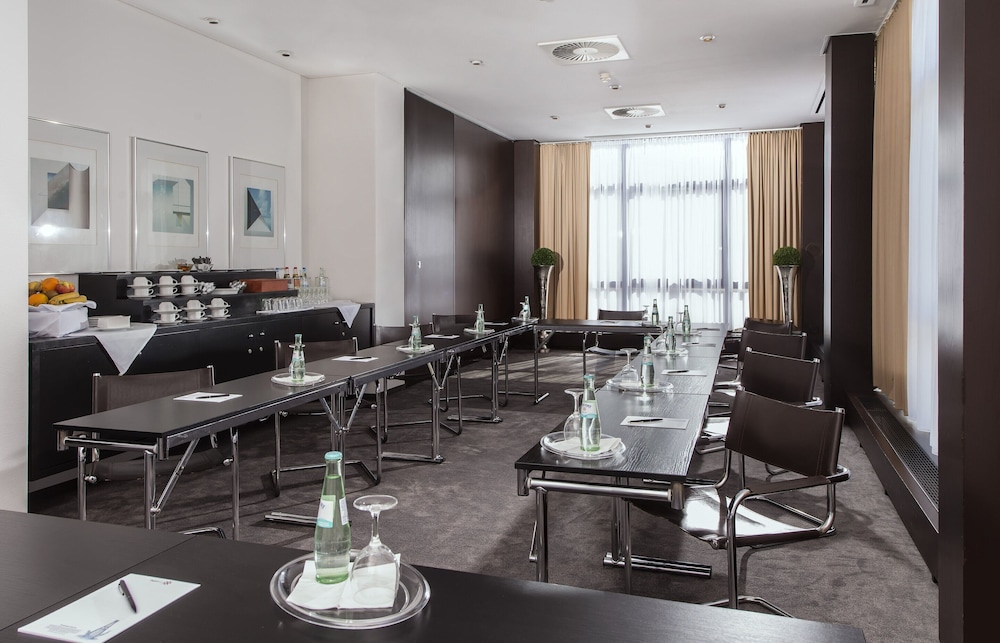 EXCELSIOR LUDWIGSHAFEN HOTEL 17/22