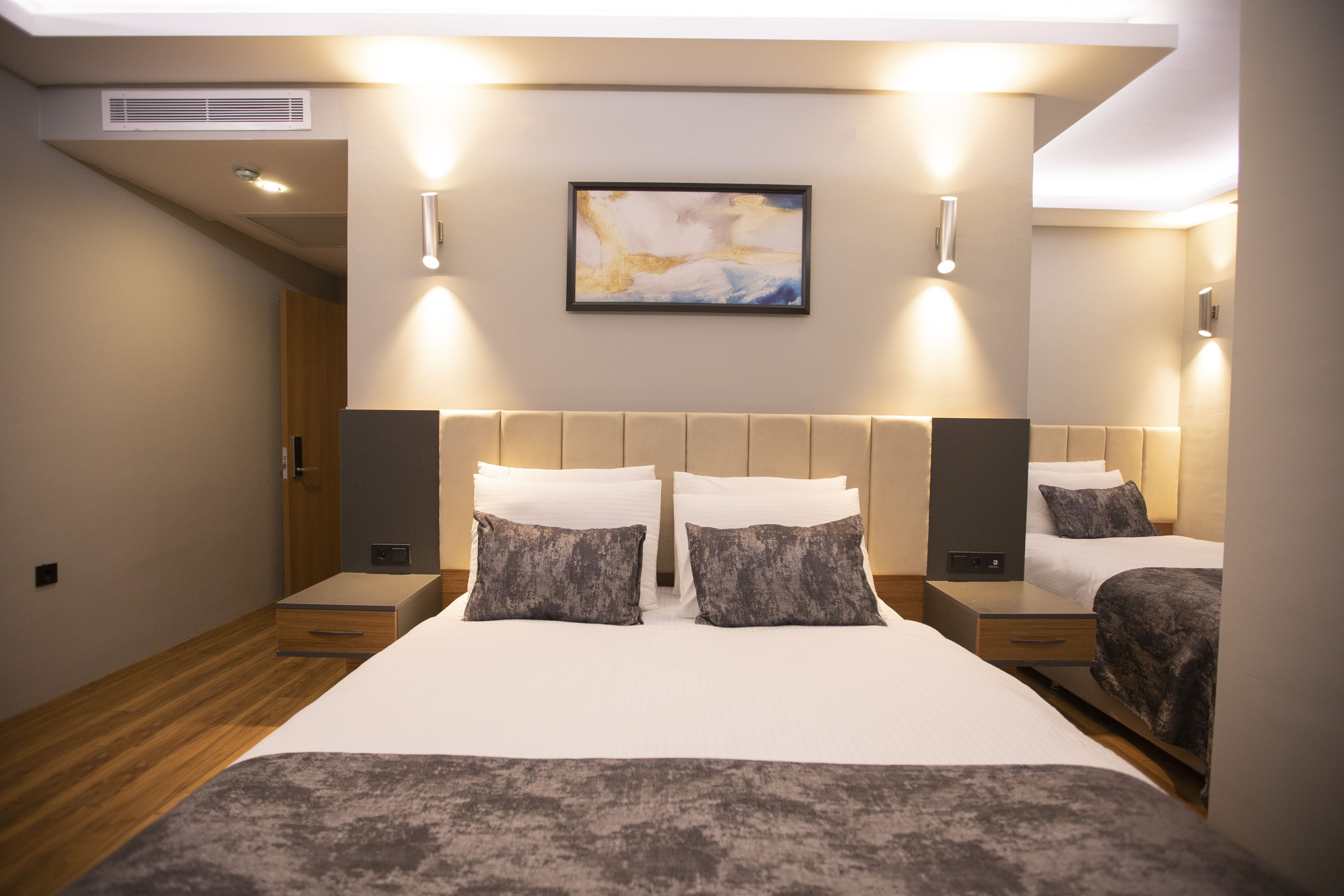 Divares Luxury Hotel 20/23