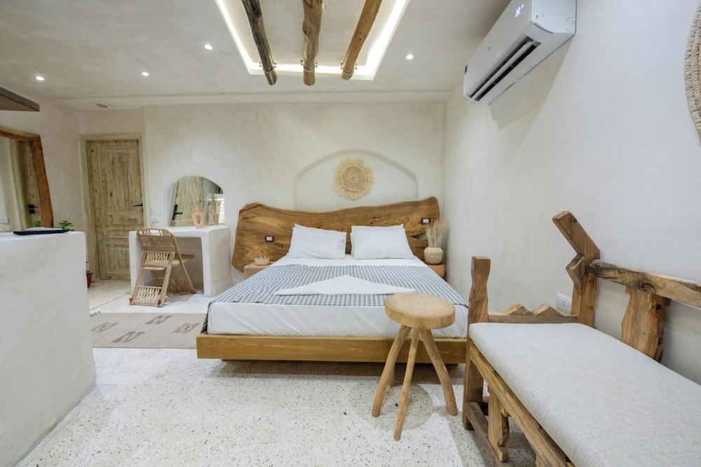 غرفة كلاسيكية بسرير مزدوج بإطلالة على الجبل، 3 Pyramids View Inn 3/10