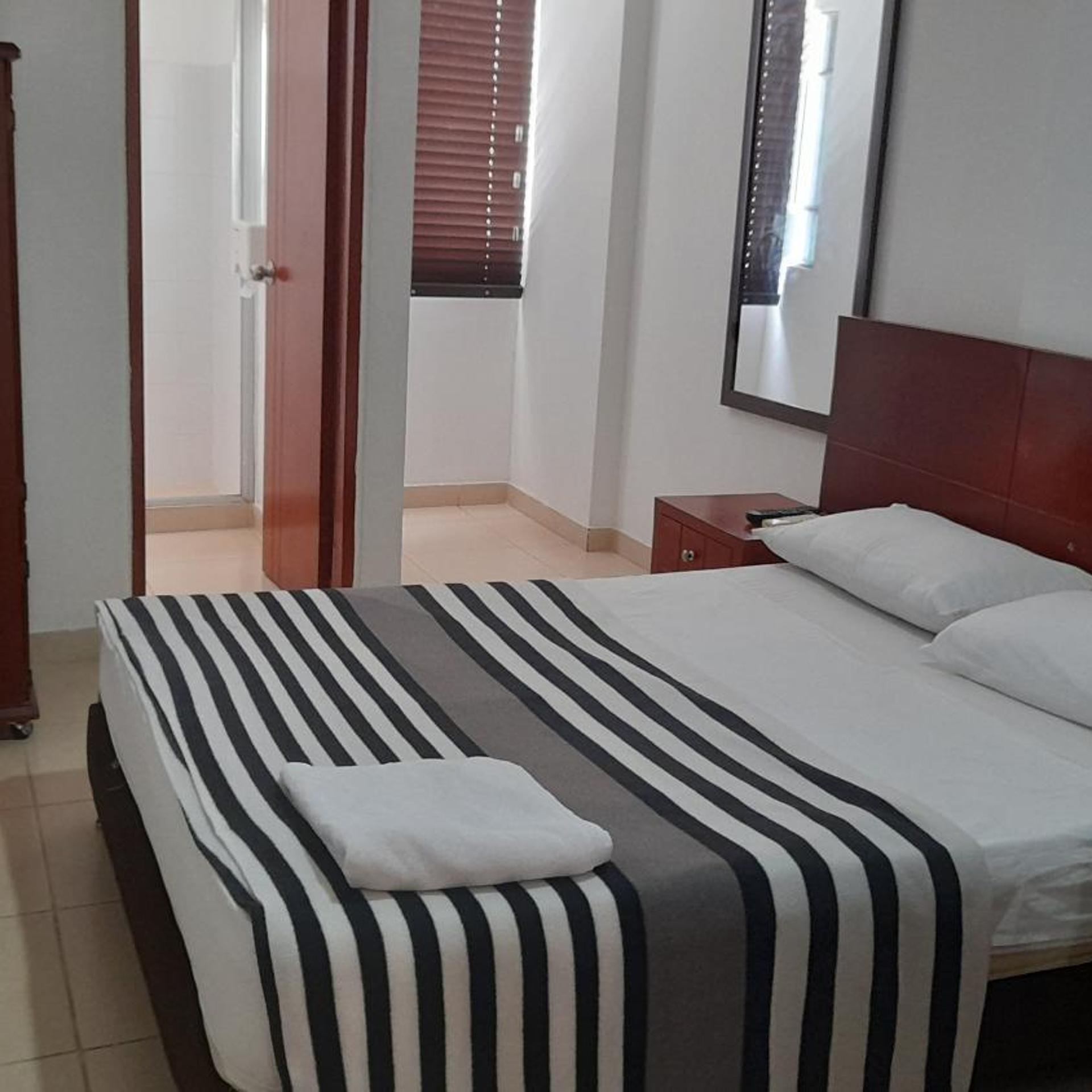 Santorini Neiva Hotel 13/19