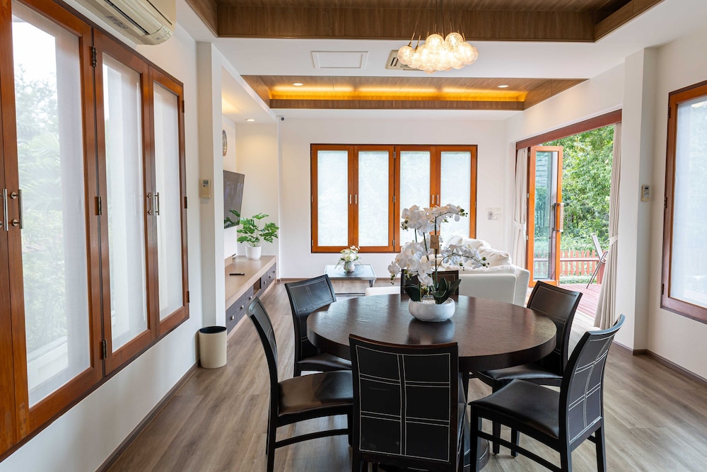 Premium Villa Baan Kinlom Chomlay 32/39