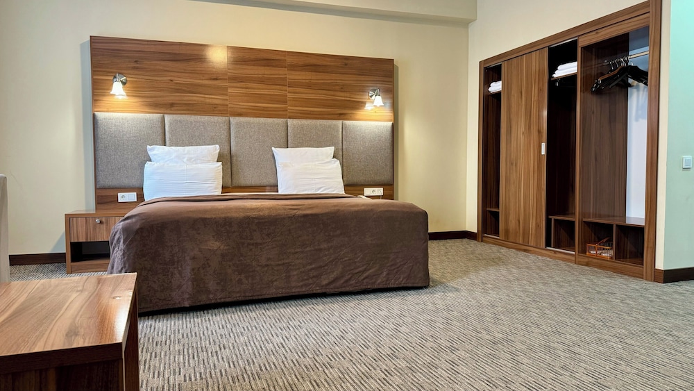 Grand Eurasia Hotel 10/50