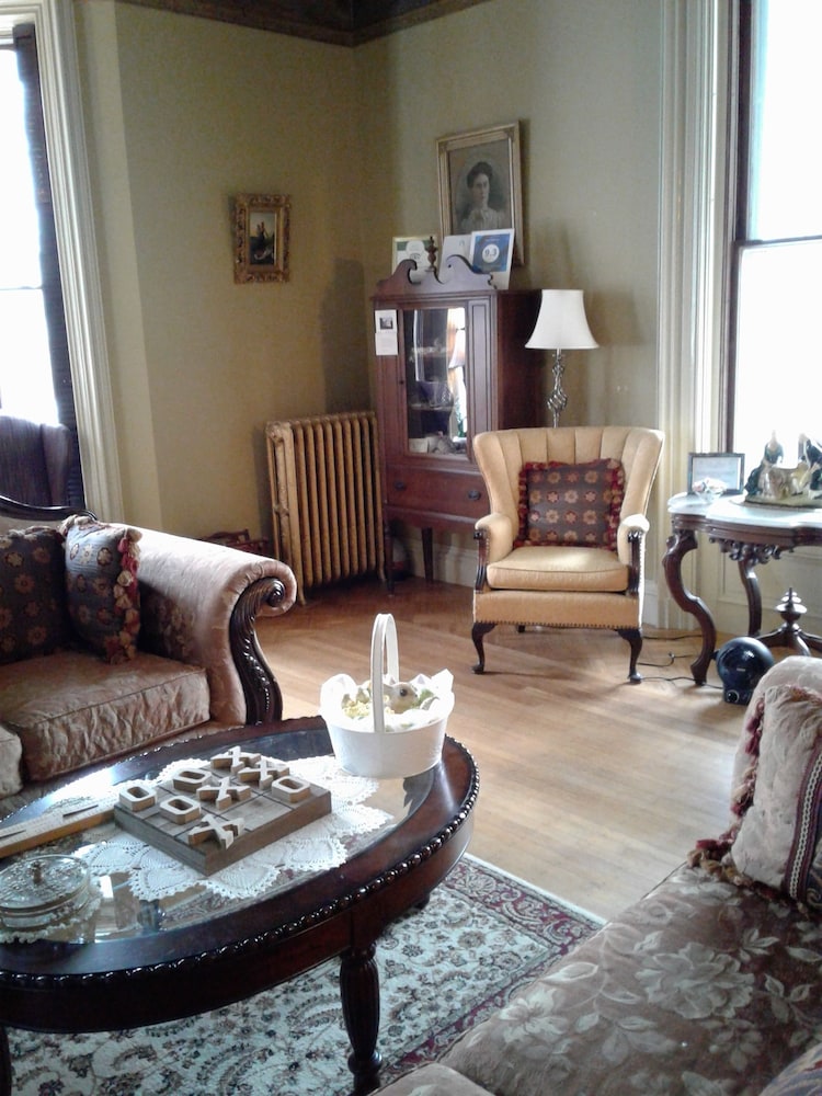 The Proctor Mansion Inn 53/70