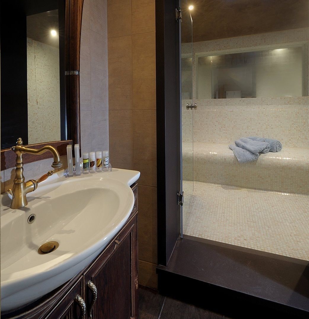 Superior, Suite, King Bed, Sea View