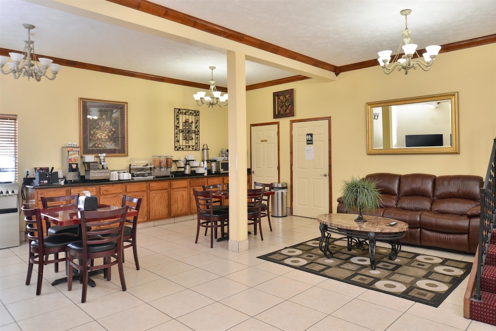 Americas Best Value Inn Winnsboro, LA 26/31