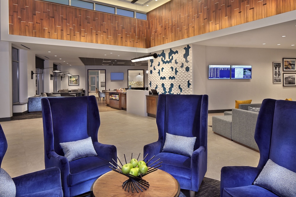 Hyatt Place Warwick/Providence Airport 34/58