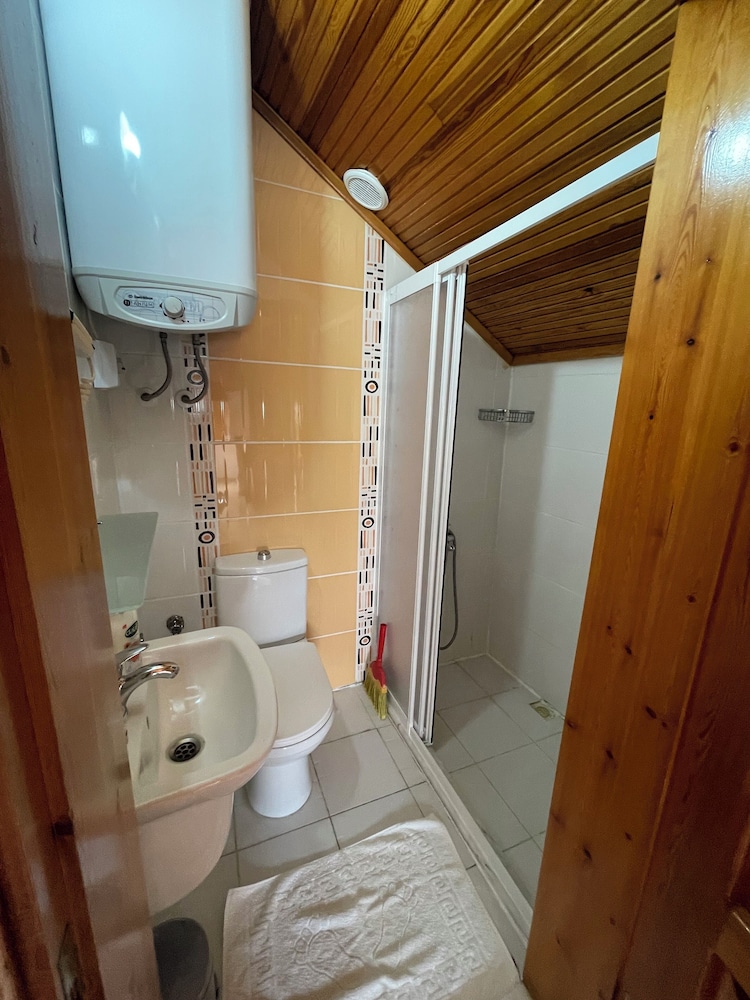 Bedesten Pansiyon Ilica 42/42