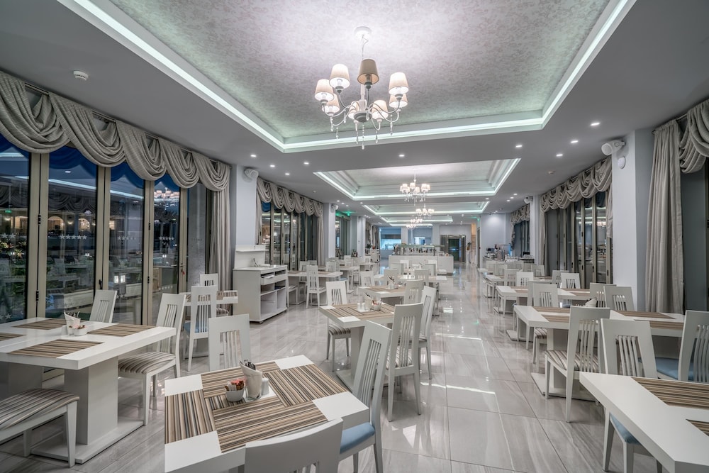 Zante Park Resort & Spa BW Premier Collection 42/49