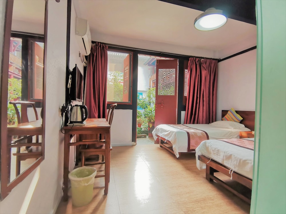 Shaoxing Luxun Native Place Youth Hostel 23/68