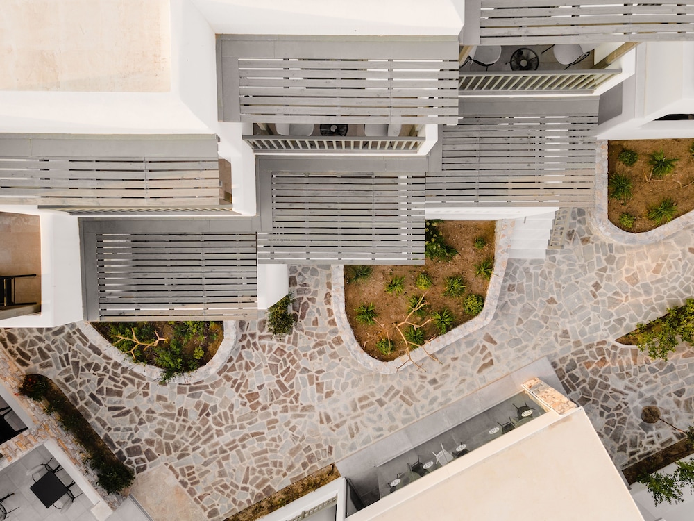 Melidron Luxury Hotel & Suites 4/50