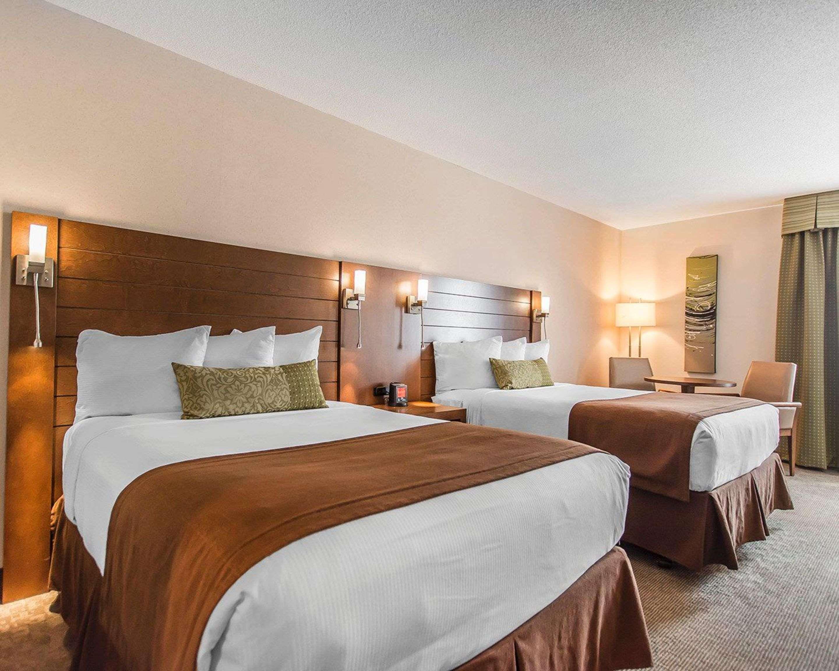 Upgrade, Business, 2 Double Beds، Quality Inn Rouyn-Noranda 3/6