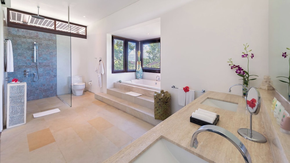 Bendega Villas 12/50