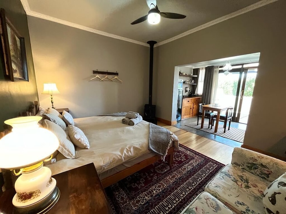 360on62 Mountain View Farm Cottages 12/50