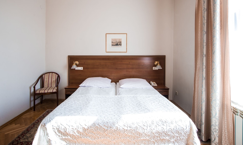 APARTHOTEL BASZTOWA 36/60