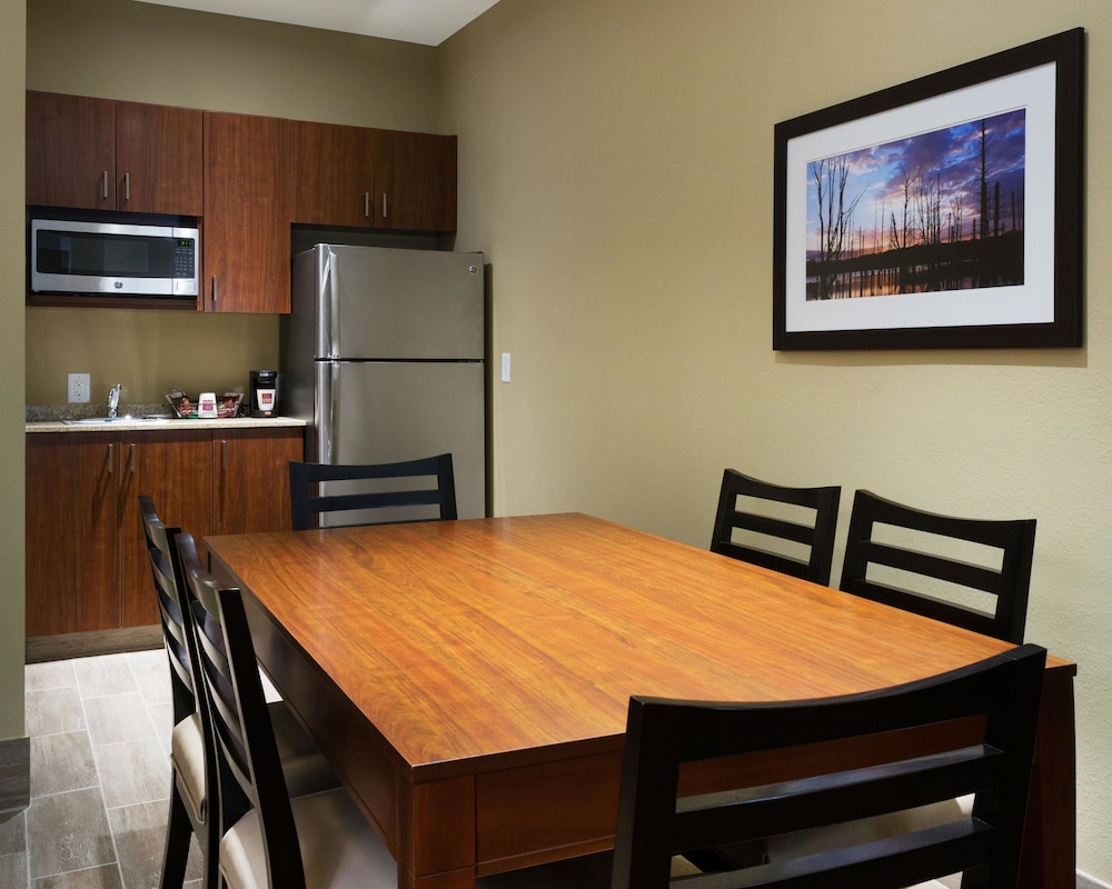 Comfort Suites DuBois Country Club 47/51