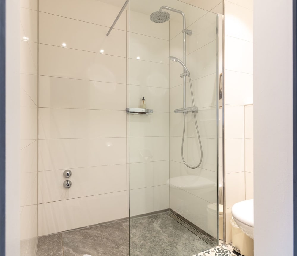 جناح جونيور بسرير مزدوج، Hotel Wurzburger Hof 5/5
